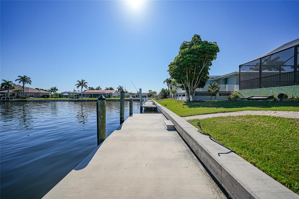 2750 AQUA COURT photo 14