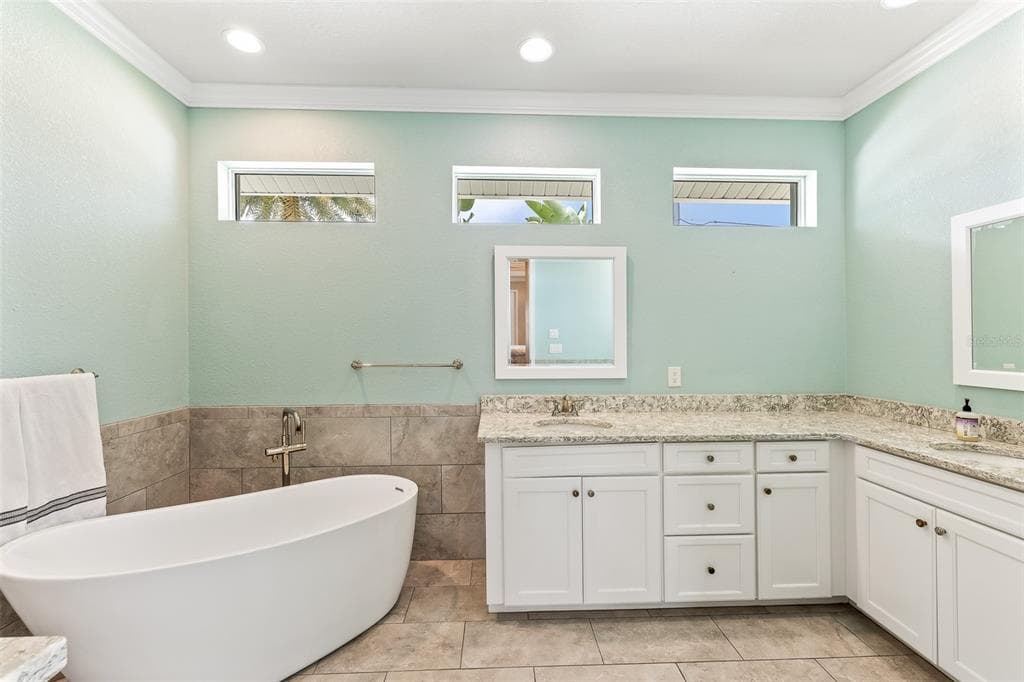 2477 SIERRA LANE photo 12
