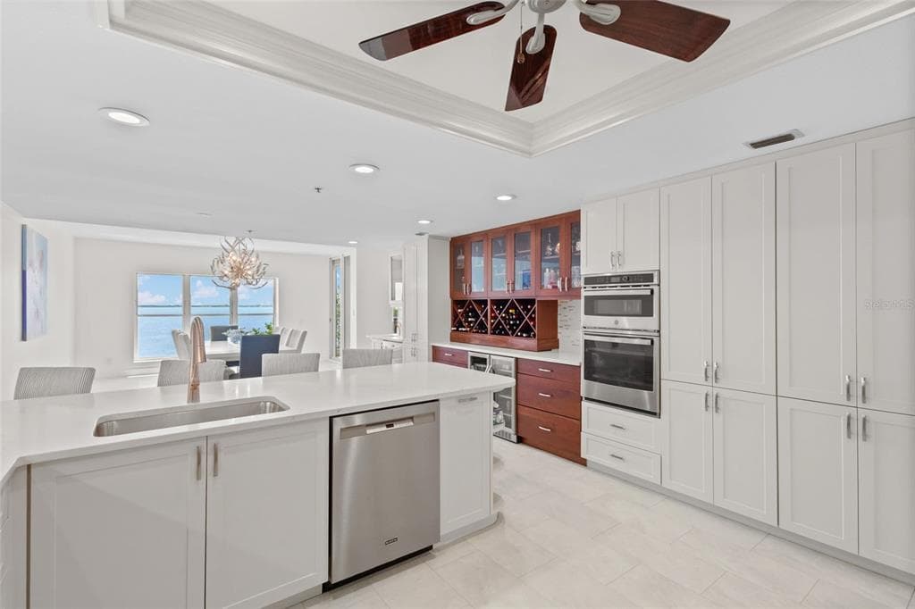 2450 HARBOURSIDE DRIVE 244 photo 17