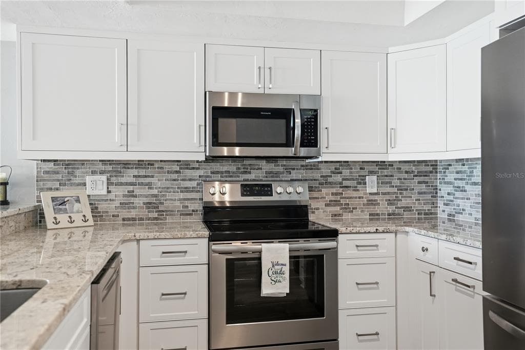 16330 GULF BOULEVARD 306 photo 13
