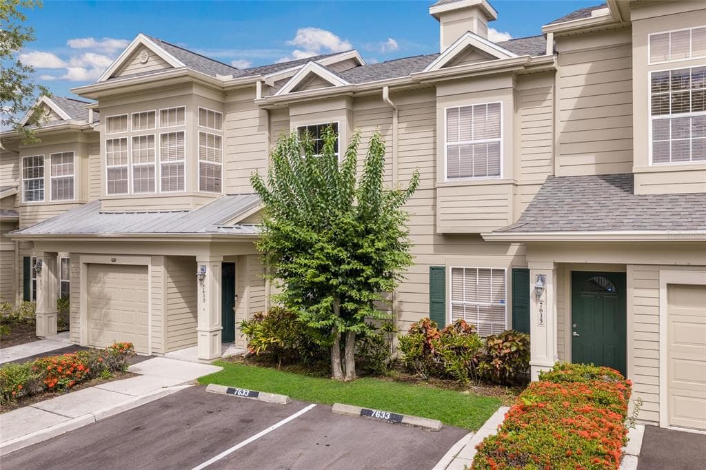 7633 PLANTATION CIRCLE 7633 photo 2