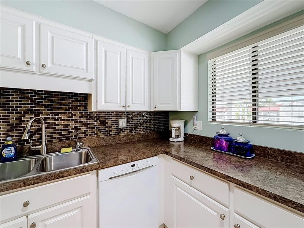 1801 GULF DRIVE N 248 photo 8