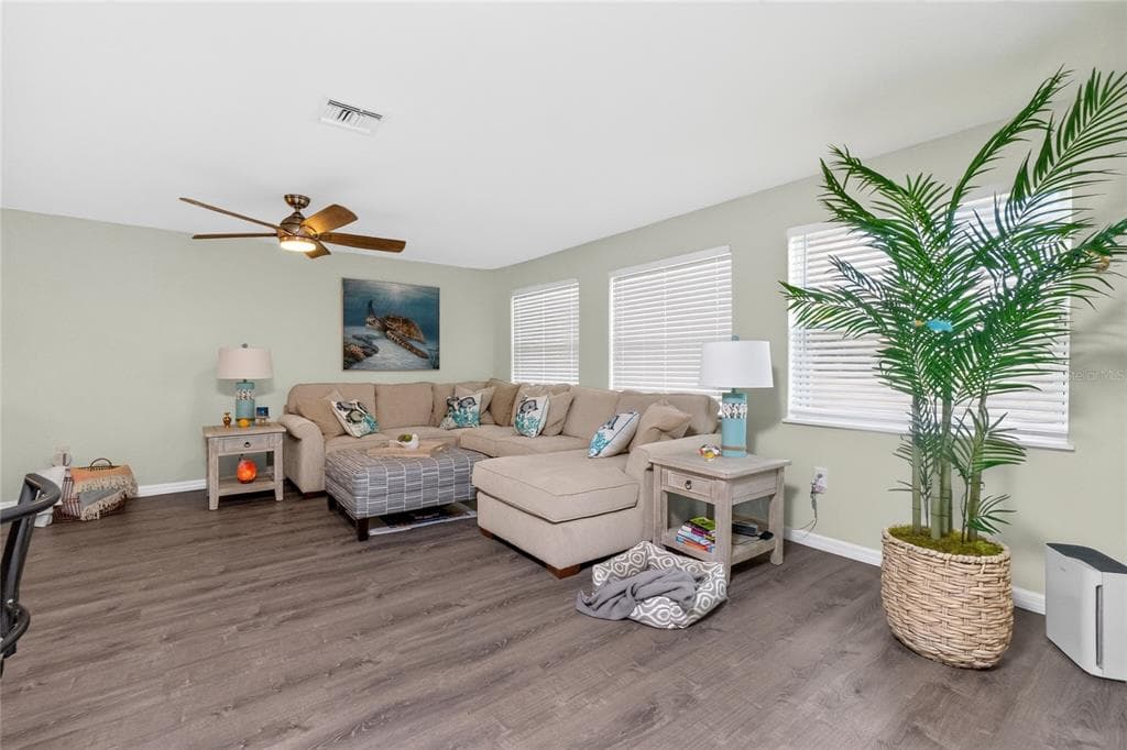 219 CADDY ROAD photo 12