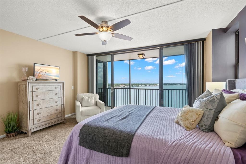 7100 SUNSHINE SKYWAY LANE S 703 photo 16