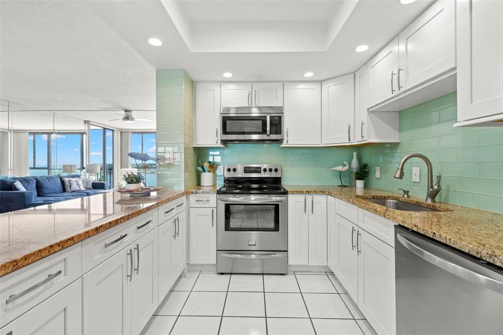 7100 SUNSHINE SKYWAY LANE S 703 photo 12