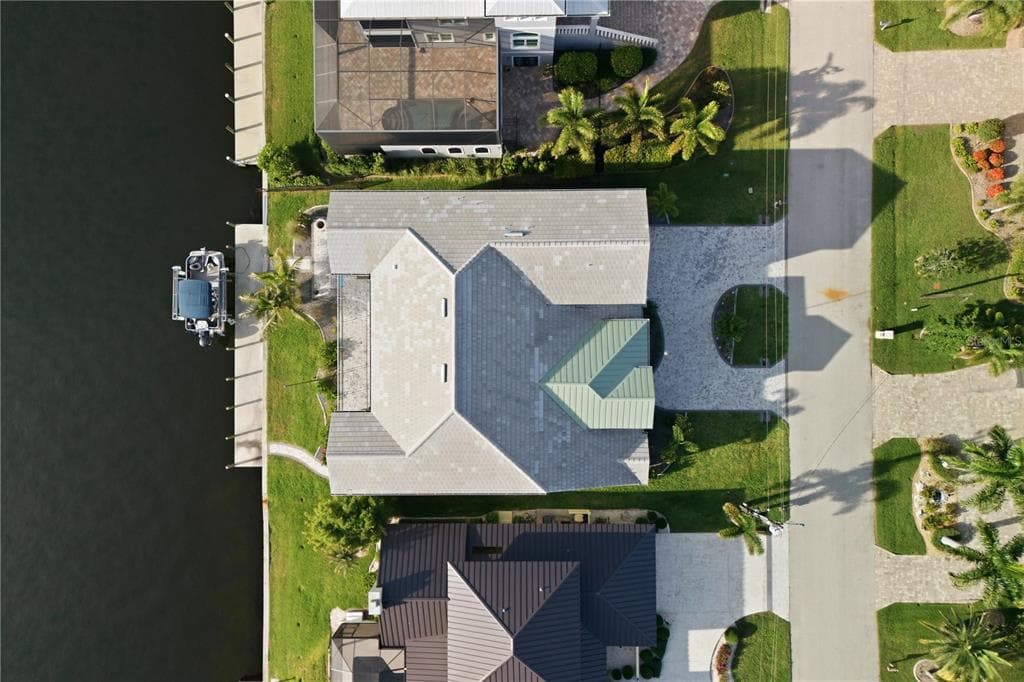 2139 PALM TREE DRIVE photo 5