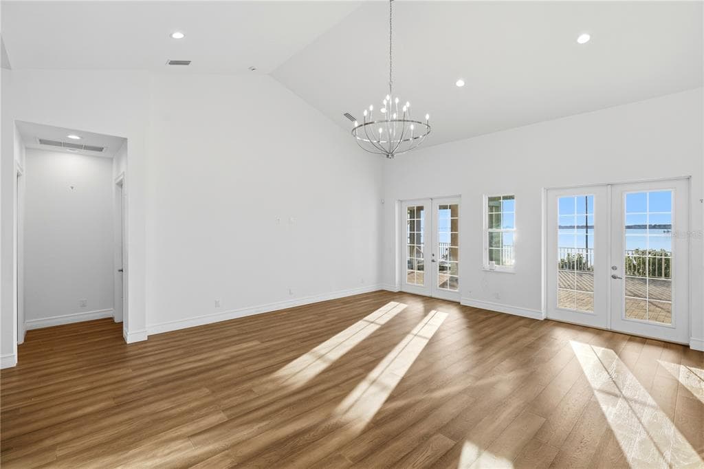2139 PALM TREE DRIVE photo 9