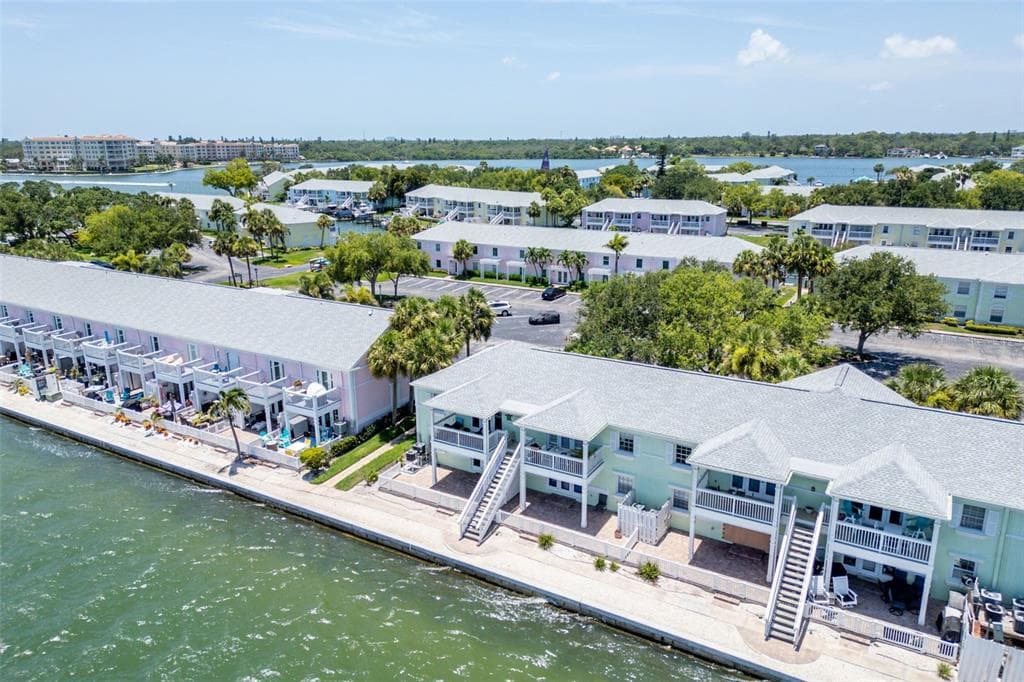 5118 COQUINA KEY DRIVE SE C photo 22