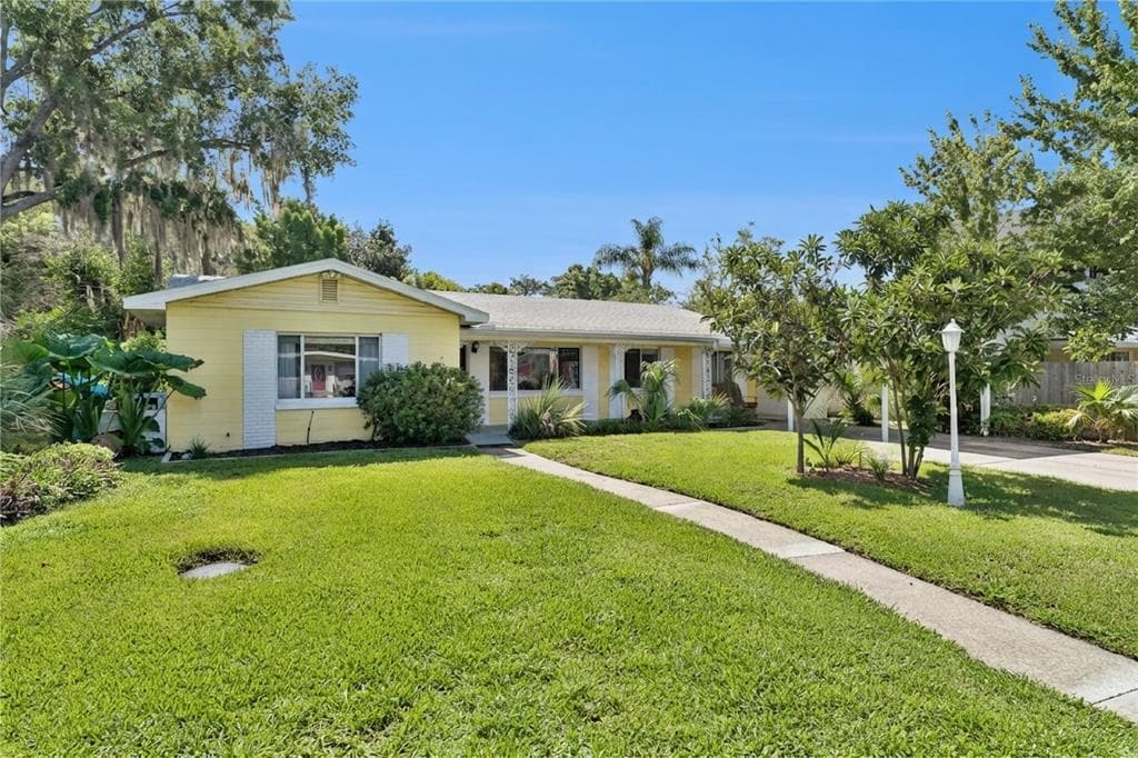 1003 LAKE BELL DRIVE photo 3