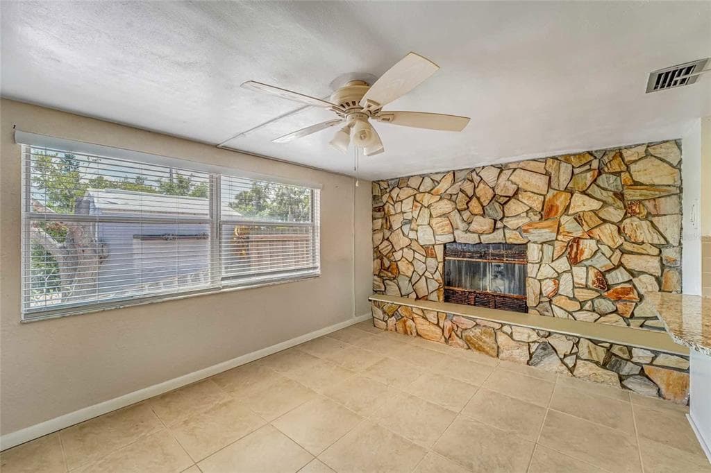 8542 BETTY STREET photo 19