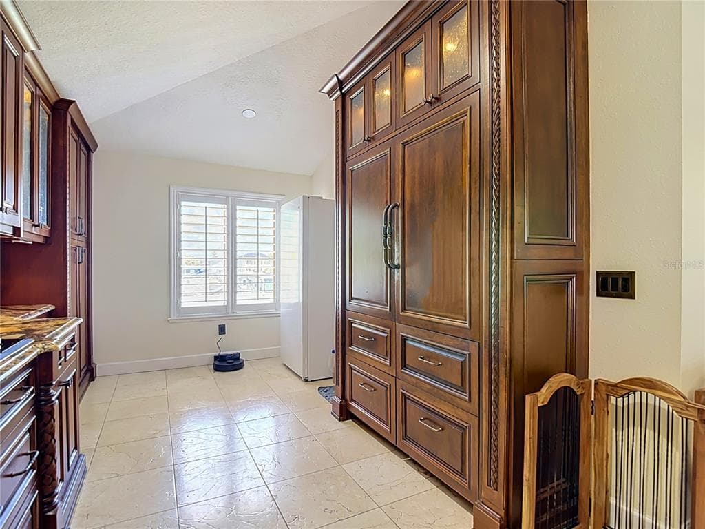 4146 DIAZ COURT photo 23