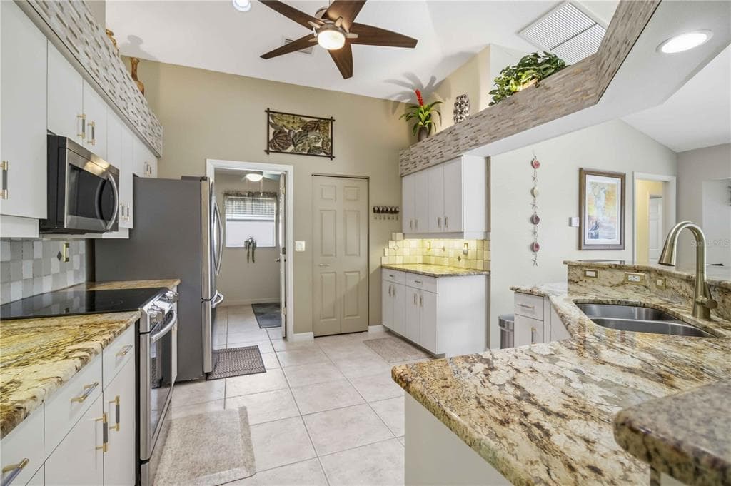 242 WHITE MARSH LANE photo 13