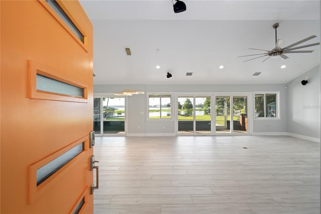 4931 DORA DRIVE photo 8