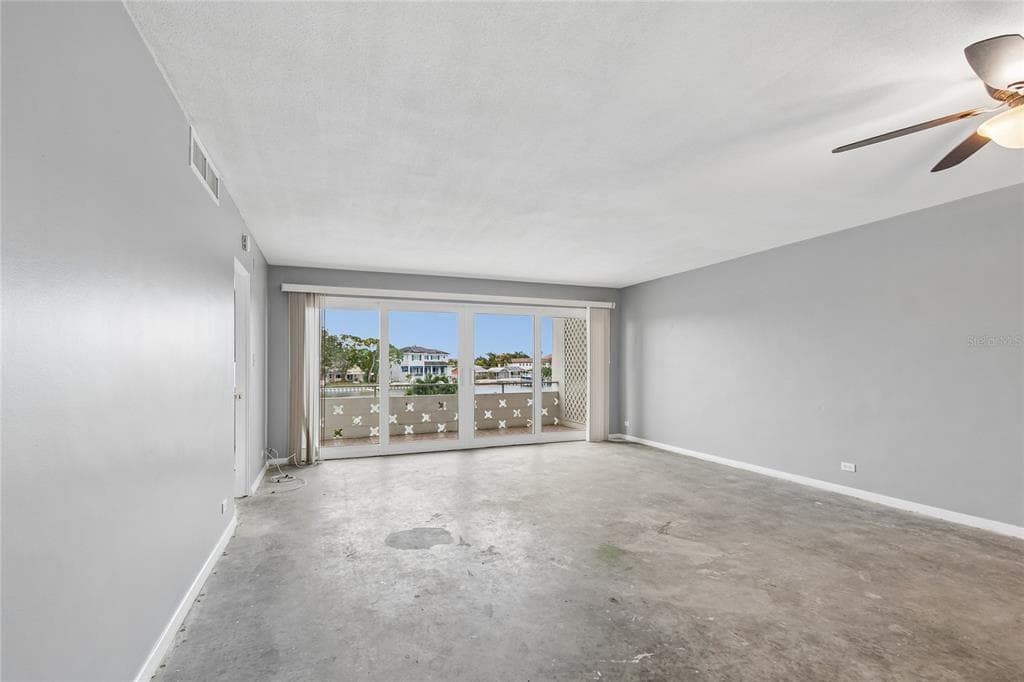1365 N SNELL ISLE BOULEVARD NE 2E photo 10