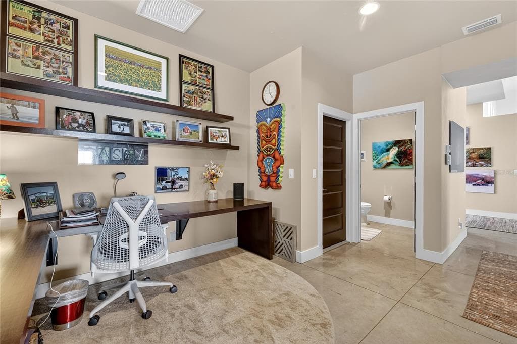1535 SUNSET CIRCLE photo 22