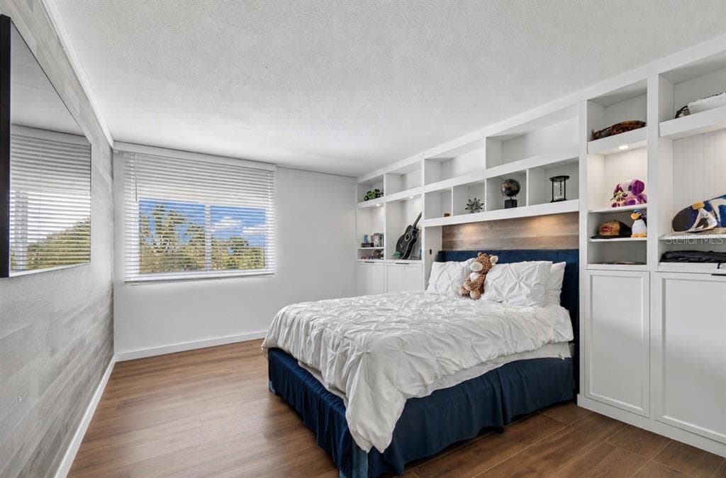 644 ISLAND WAY 405 photo 22