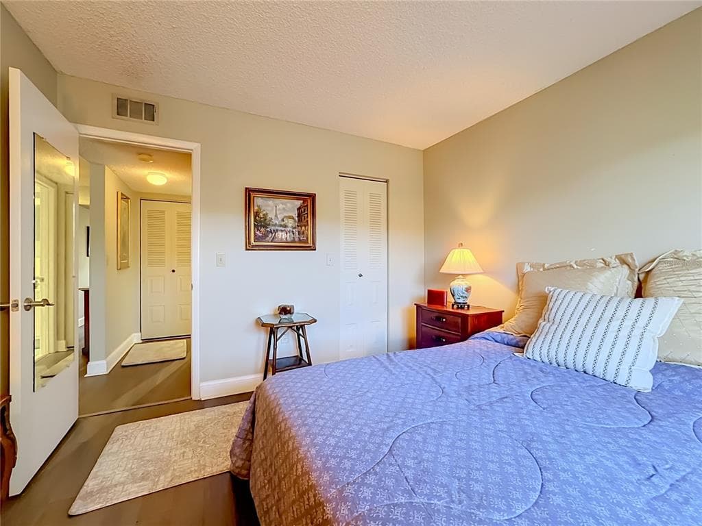 425 30TH AVENUE W C212 photo 17
