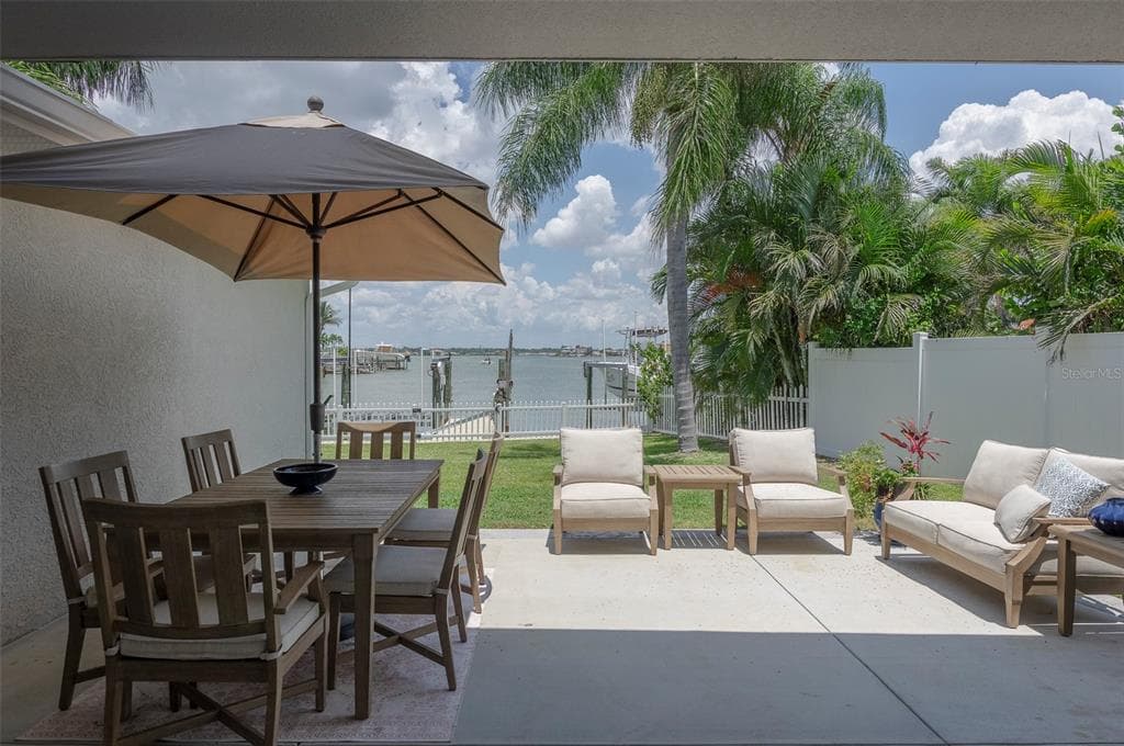 303 BATH CLUB BOULEVARD N photo 24