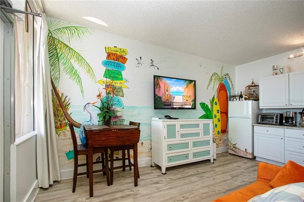 611 DESTINY DRIVE 403 photo 25