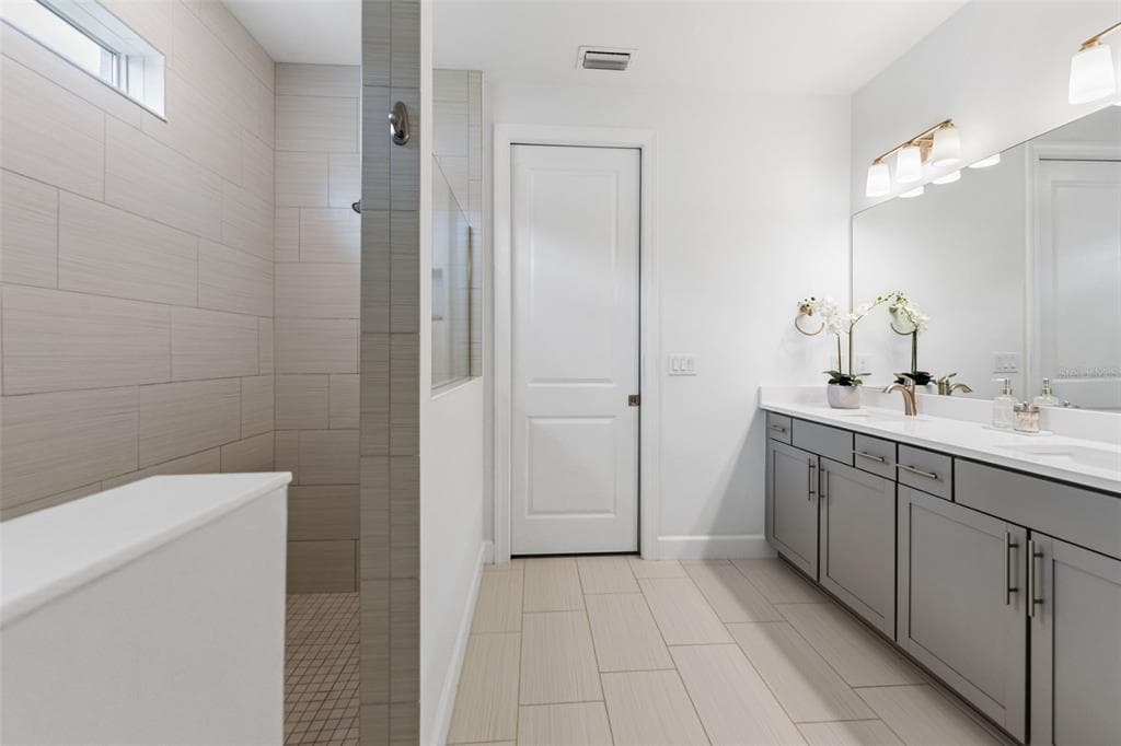 11810 BLUE HILL TRAIL photo 25