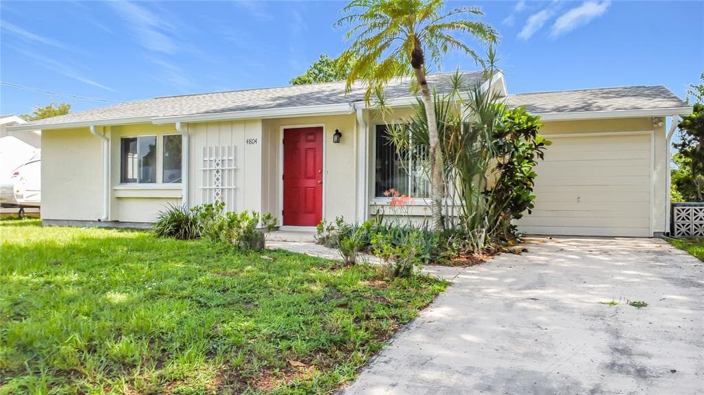 4804 BATCHELOR AVENUE photo 1