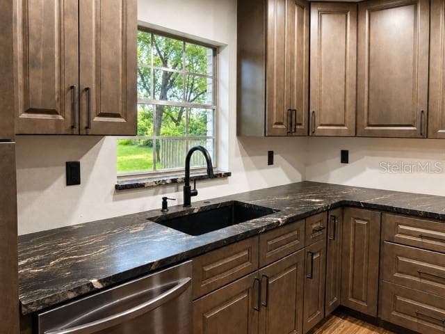 1444 CHESAPEAKE DRIVE photo 16