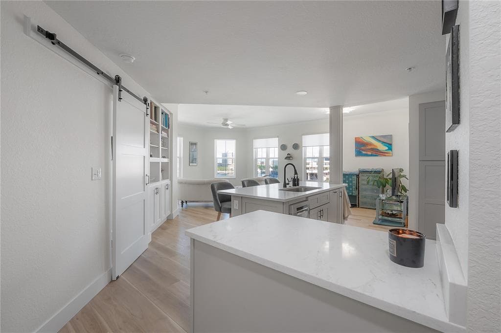 700 S HARBOUR ISLAND BOULEVARD 713 photo 13