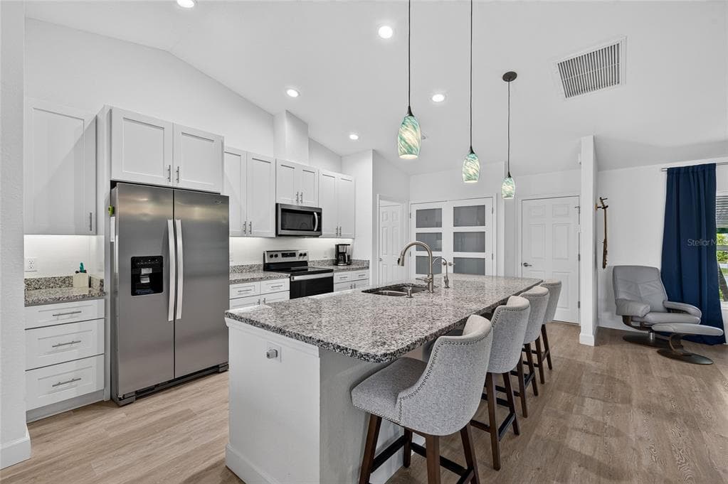 3104 SEAFARER DRIVE photo 9