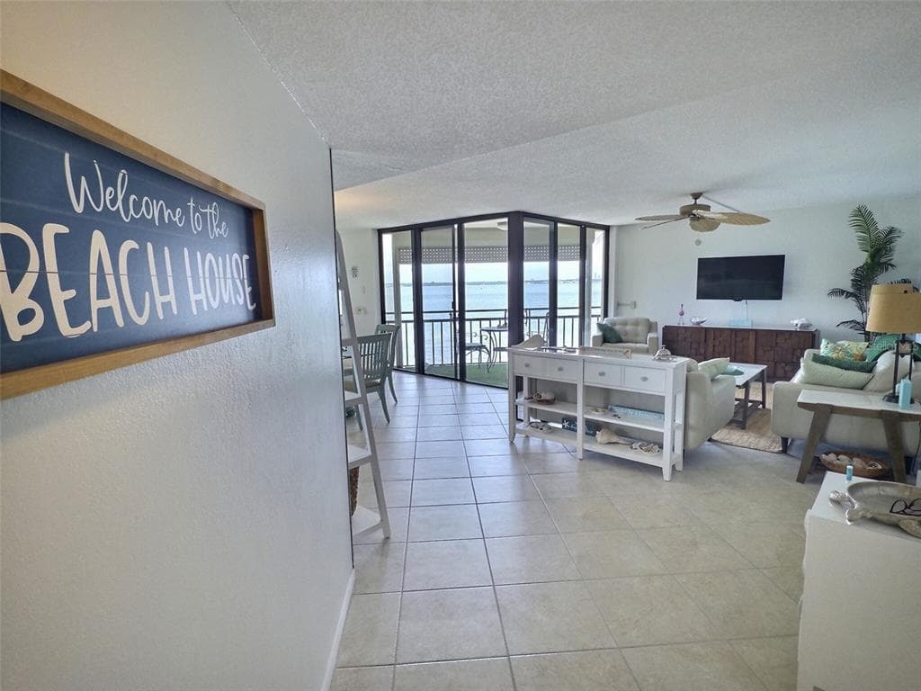 5633 PUERTA DEL SOL BOULEVARD S 307 photo 20