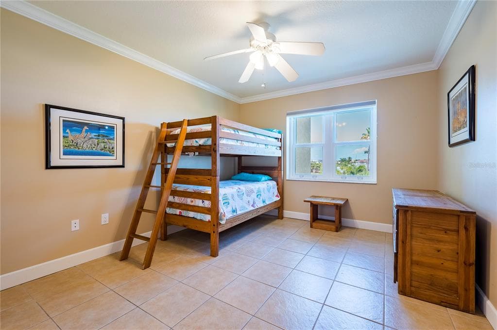 16750 GULF BOULEVARD 311 photo 25