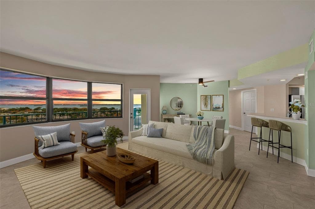 670 ISLAND WAY 800 photo 6