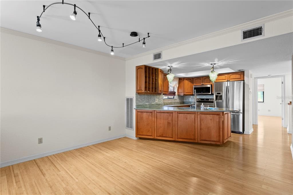 9564 TARA CAY COURT photo 20