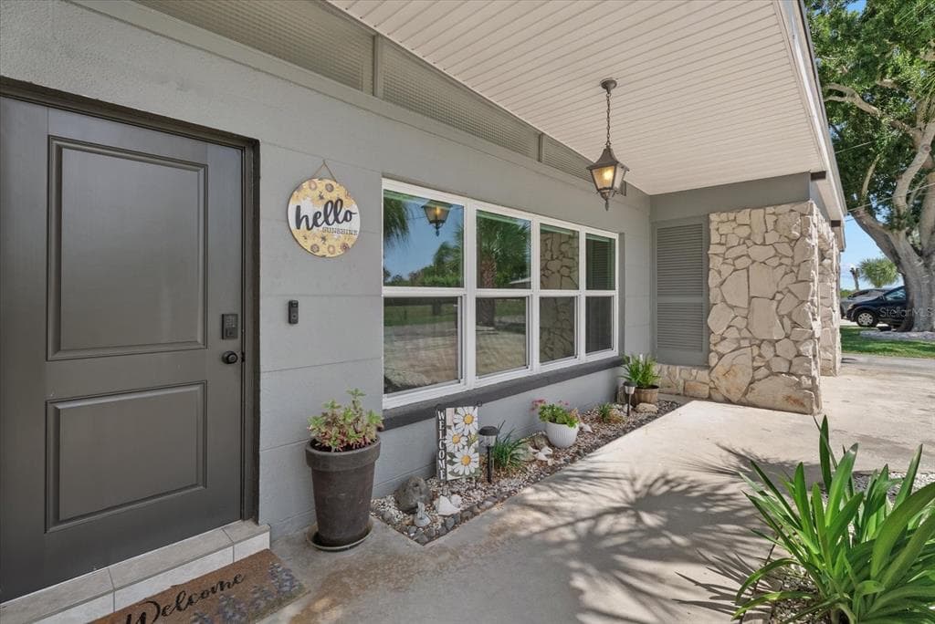 512 PALM AVENUE photo 6