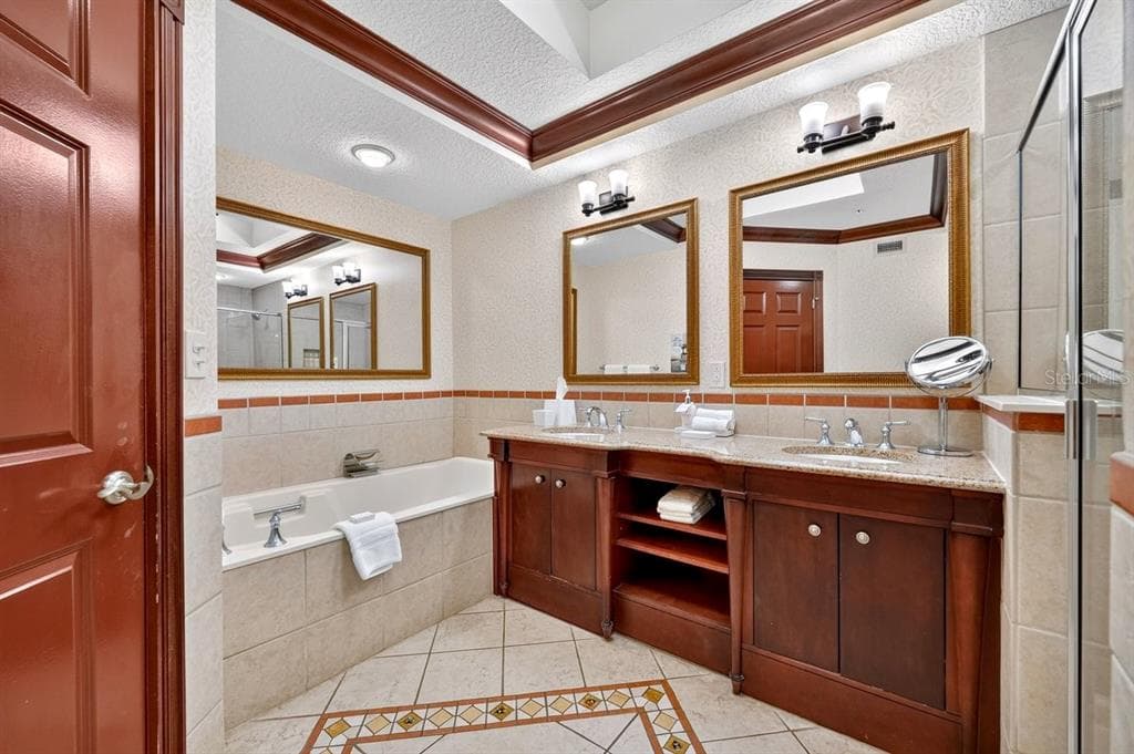 200 OCEAN CREST DRIVE 137 photo 23