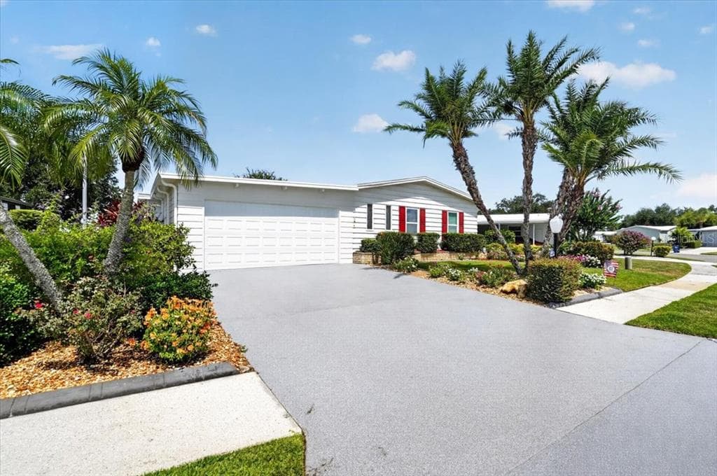 8469 IMPERIAL LAKES CIRCLE photo 17