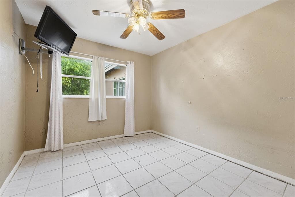 4094 GARDNER DRIVE photo 21