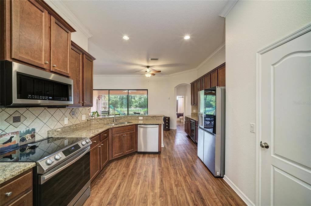 316 STAR SHELL DRIVE photo 24
