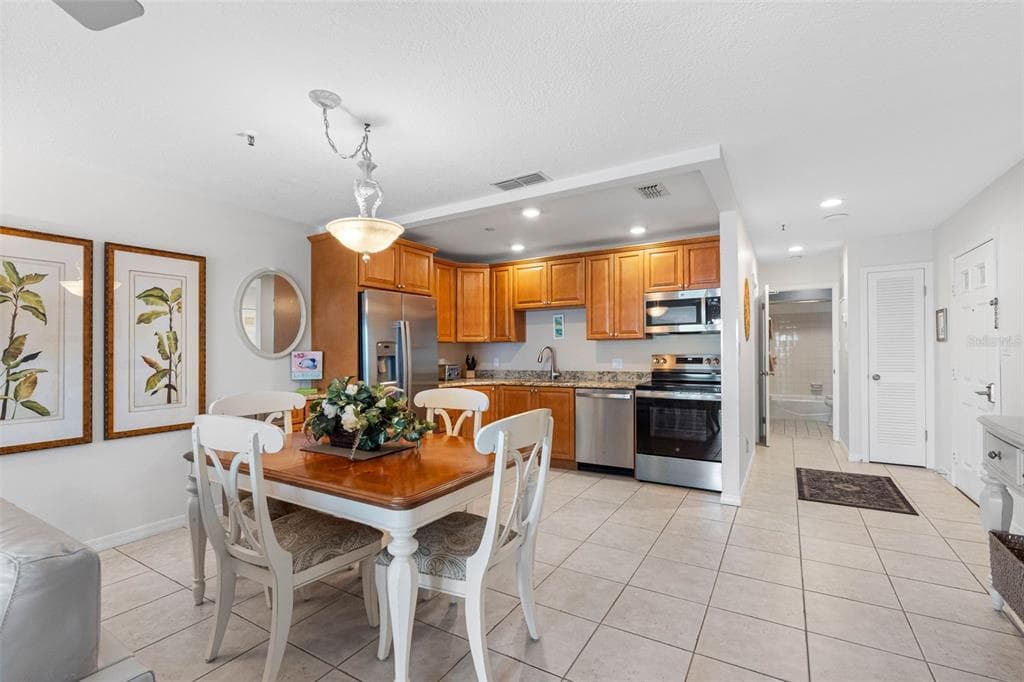 13500 GULF BOULEVARD 605 photo 21