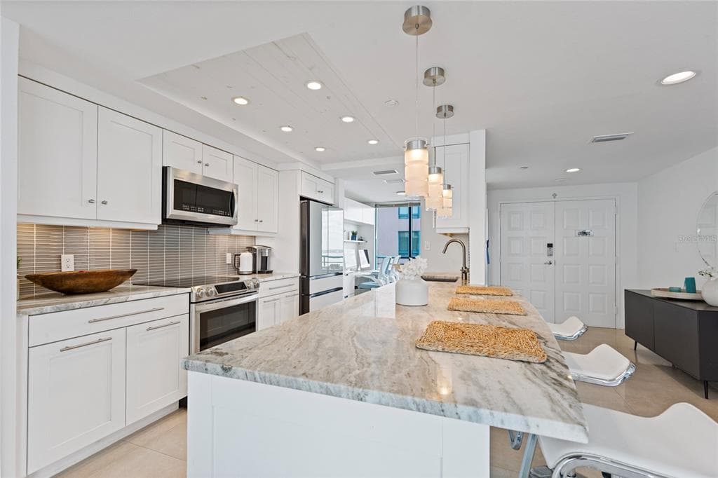 1520 GULF BOULEVARD 1807 photo 9