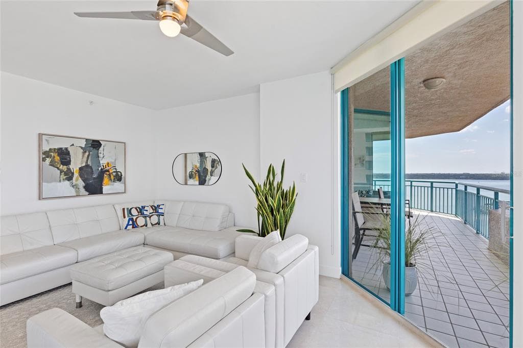 1520 GULF BOULEVARD 1807 photo 15