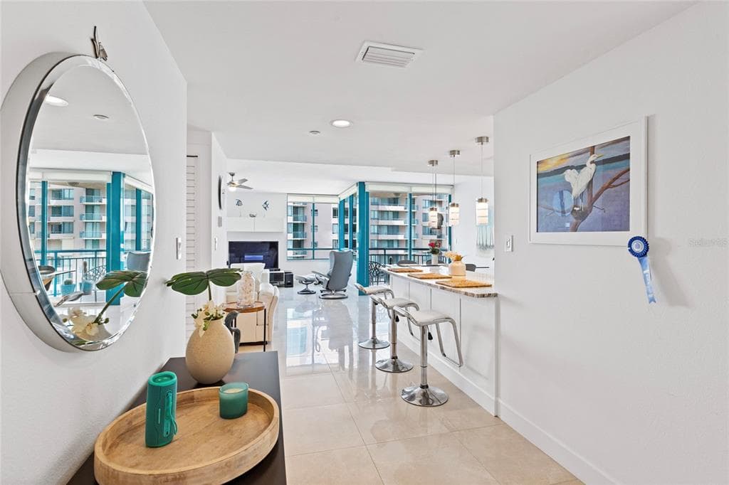 1520 GULF BOULEVARD 1807 photo 4