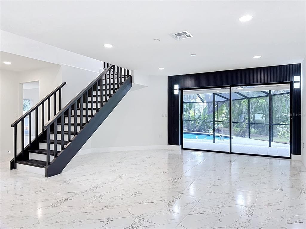 4256 KING RICHARD LANE photo 4