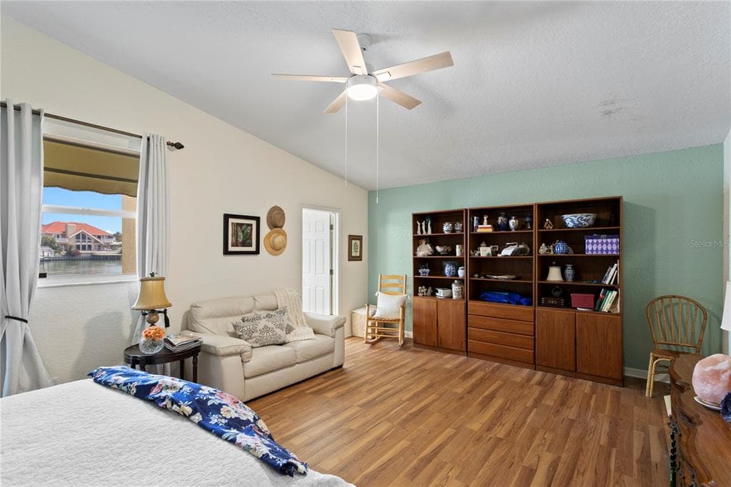115 ALETA DRIVE photo 23