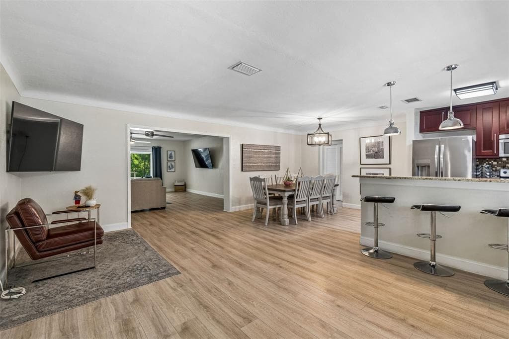 3282 HONEYSUCKLE RD photo 14