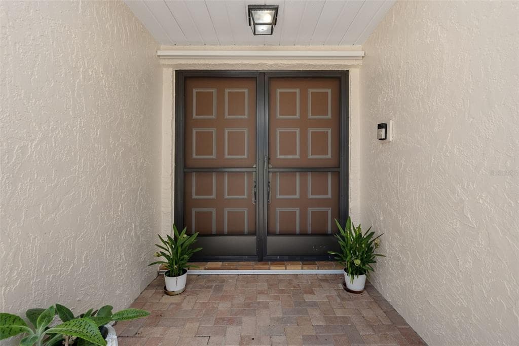 15602 CENTURY DRIVE photo 11