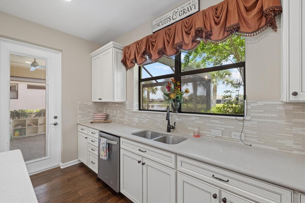 17011 HAMPTON FALLS TERRACE photo 13