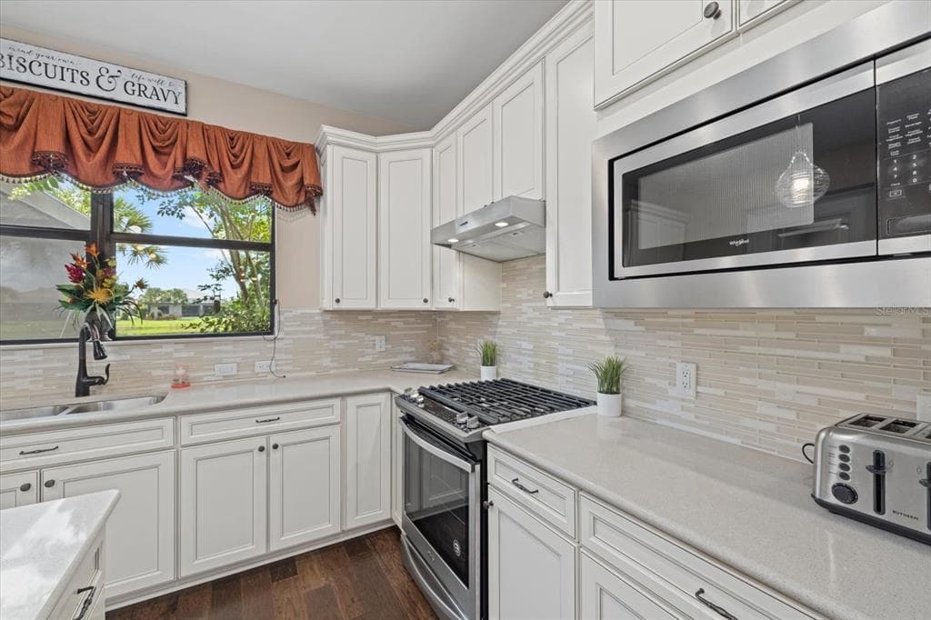 17011 HAMPTON FALLS TERRACE photo 12