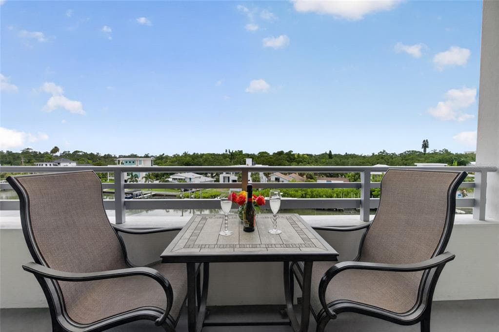 1709 N TAMIAMI TRAIL 505 photo 14