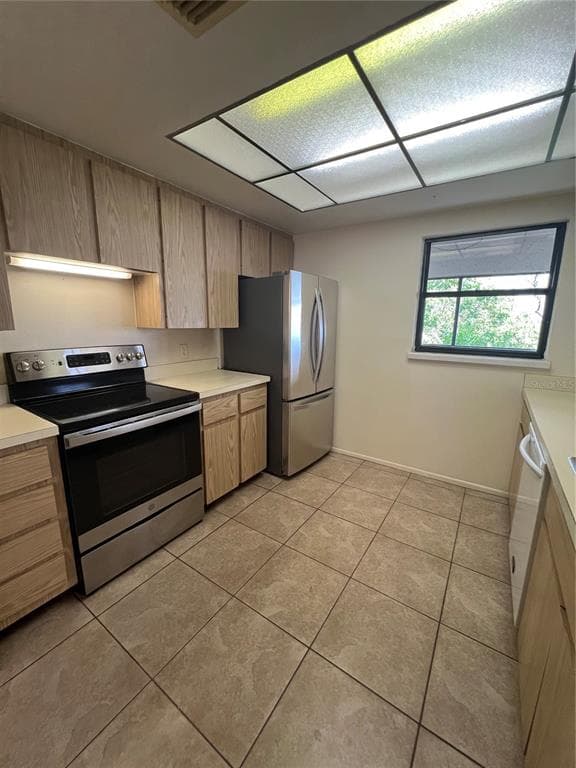 4403 7TH STREET E 7 photo 9