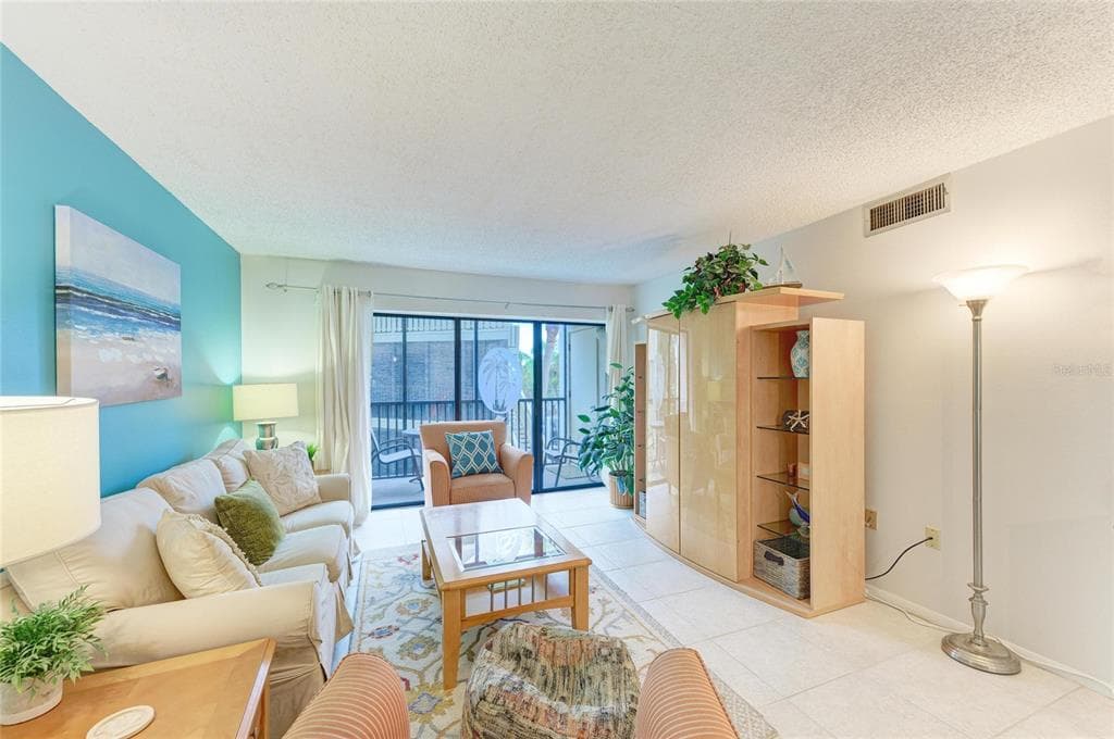 6157 MIDNIGHT PASS ROAD E12 photo 6